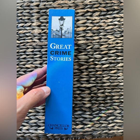 2 Book Bundle - Picture 4 of 11